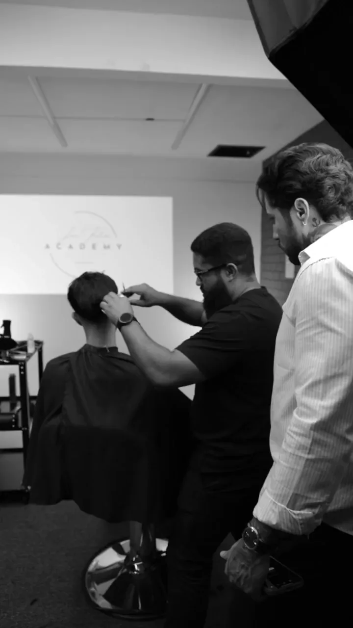 Demonstração de corte durante uma aula de Jean Falcão